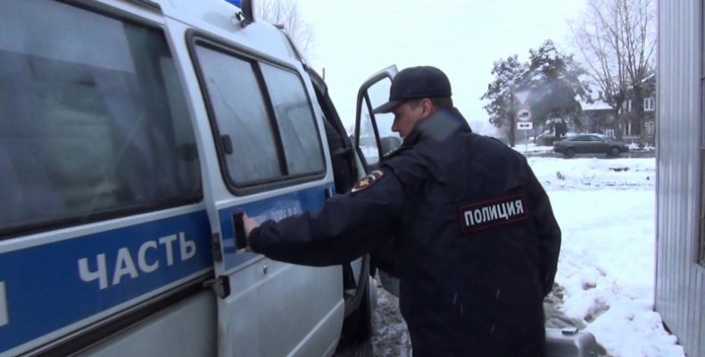 Задержан грабитель, похитивший у женщины сумку в Бутово