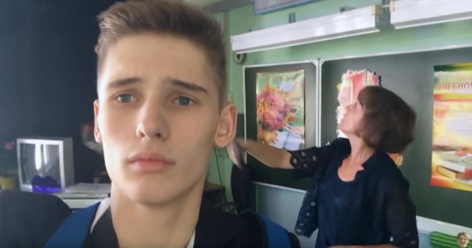 В 2006 школу Северного Бутова зашёл юноша и разделся прямо на уроке