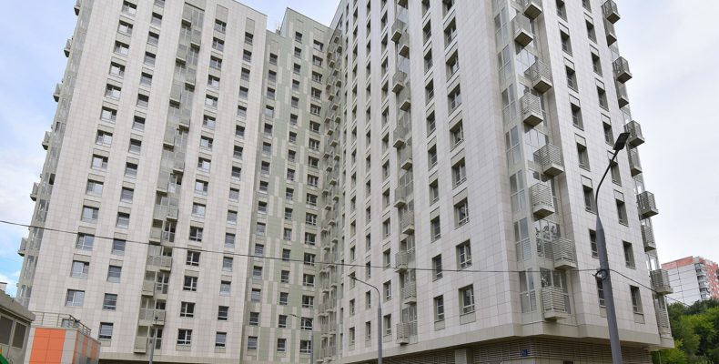 Первый дом по программе реновации в районе Северное Бутово передан под заселение