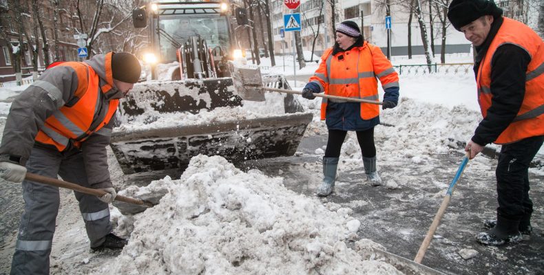 Зимой московские улицы будут убирать почти 5 тысяч единиц техники