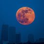 В пятницу москвичи смогут увидеть суперполумесяц