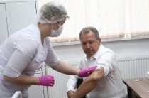 В ЮЗАО работают три пункта мобильной вакцинации от гриппа